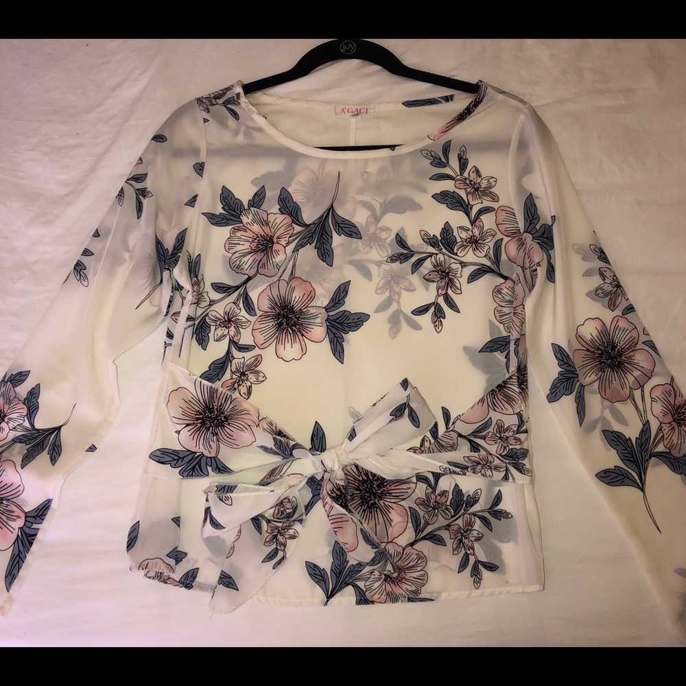 Hello! I am selling a beautiful soft blouse! :)